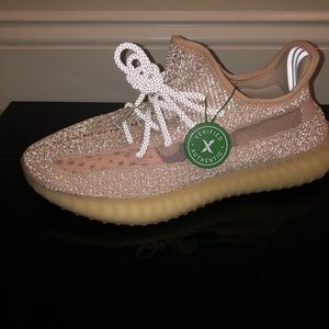 Adidas Yeezy 350 v2 synth reflective sz 9